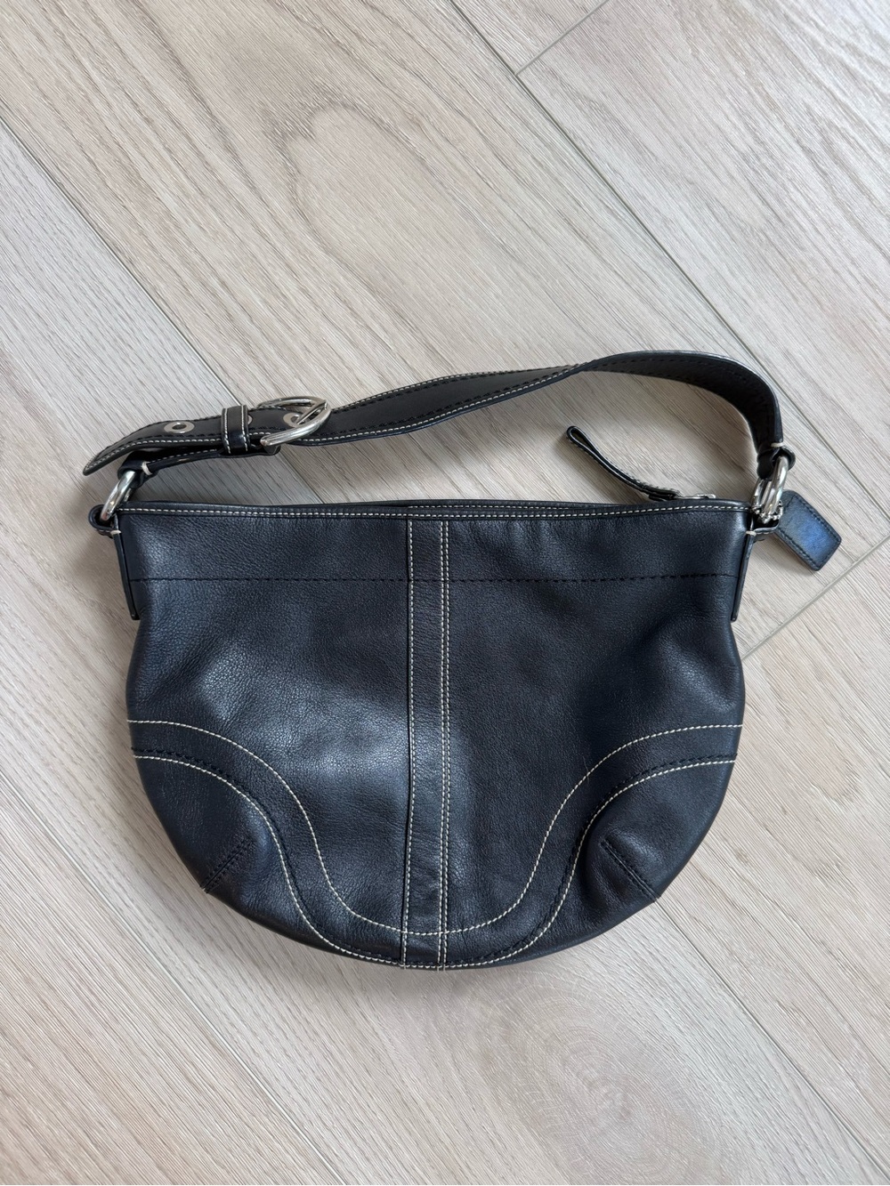 Coach Black Leather Shoulder Bag with Contrast Stitching